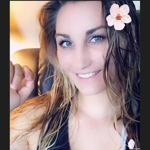 Meet your Posher, Noelle